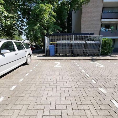 61 M2 Erdgeschosswohnung Mit Eigenem Parkplatz Vorm Haus Osnabrück Buitenkant foto